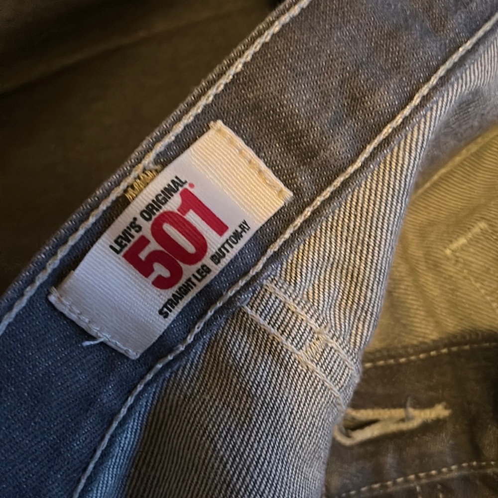 Levi’s 501 Straight Leg Button Up - Fly Jeans Gray size 46 X 32